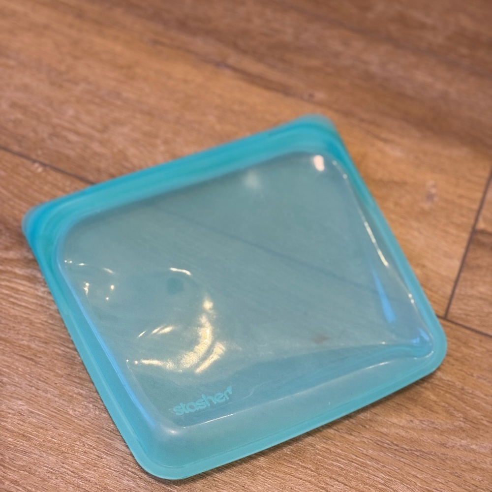 STASHER - Teal Sandwich Silicone Reusable Bag